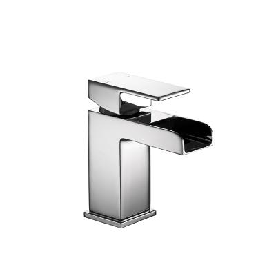 Waterfall basin mixer with clicker waste